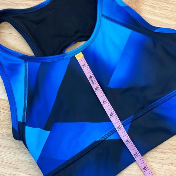 Athleta Sport Bra Keyhole Back‎ Reflective Logo Geometric Black Blue Size S - Picture 9 of 10